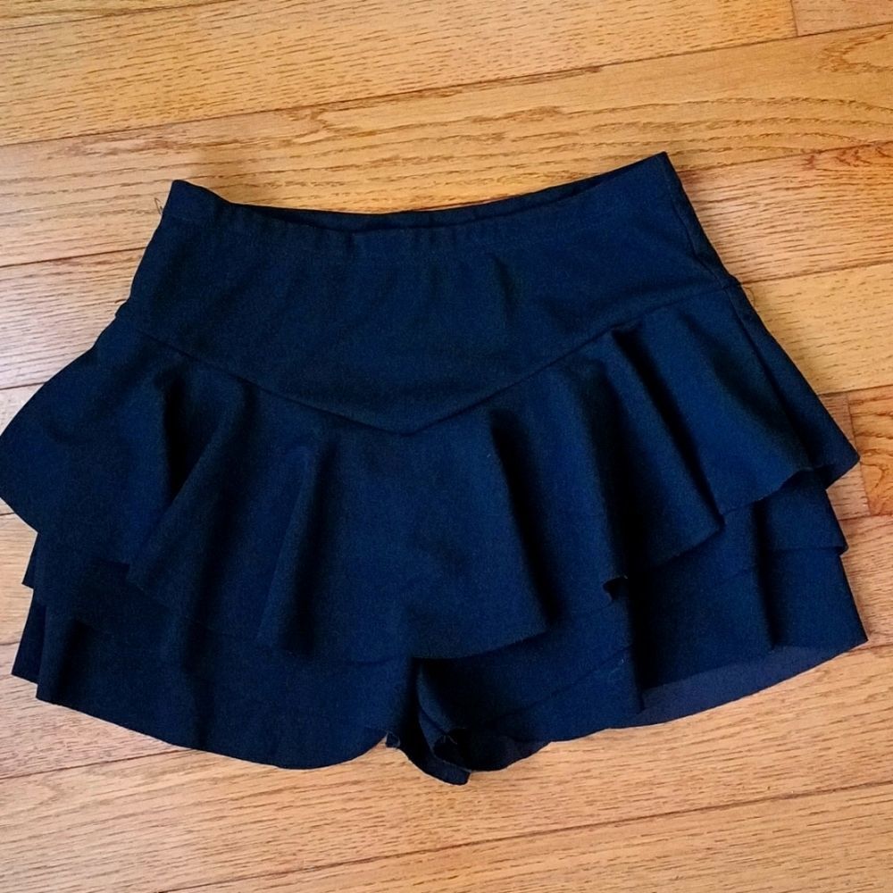 Shein black layered shorts sz medium